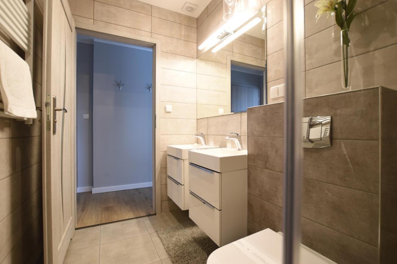 Apartamenty Pod Gwiazdami Ustron Ngoại thất bức ảnh